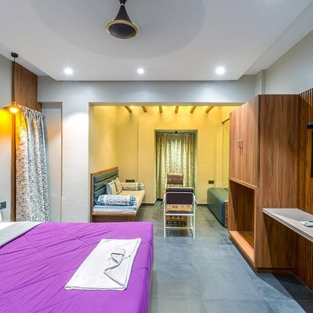 Hotel Vrindavan Deluxe Colhapur Exterior foto