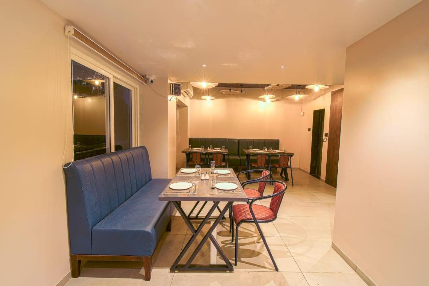Hotel Vrindavan Deluxe Colhapur Exterior foto